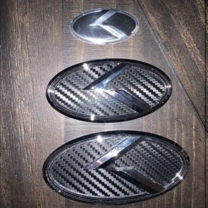 Kia Optima microfiber emblems